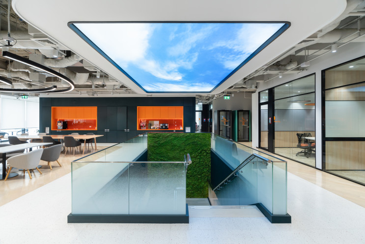 1762313255 fwd ones 02955 omje